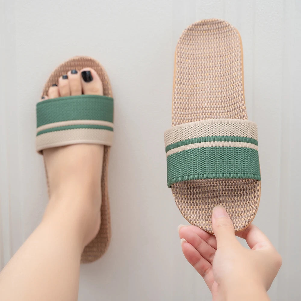Anti-Slip Home Slippers Twirly Threads