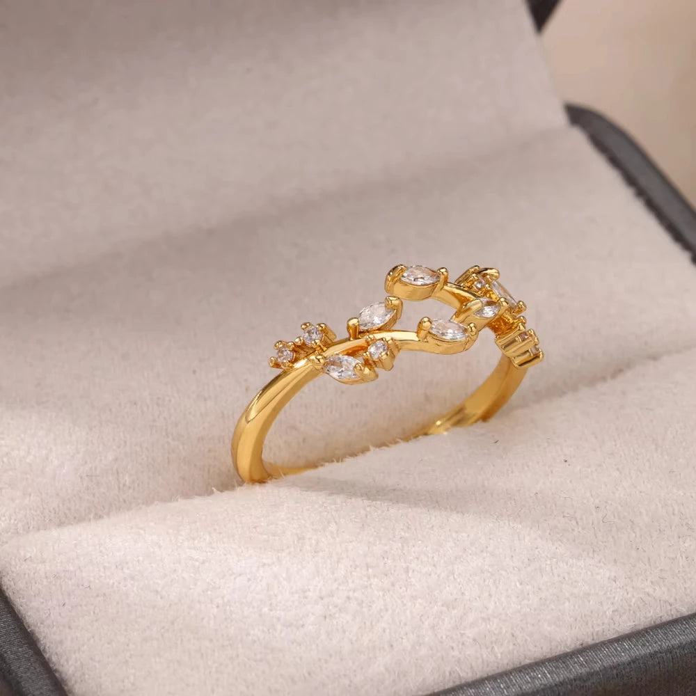 Luxury Zircon Rings Twirly Threads