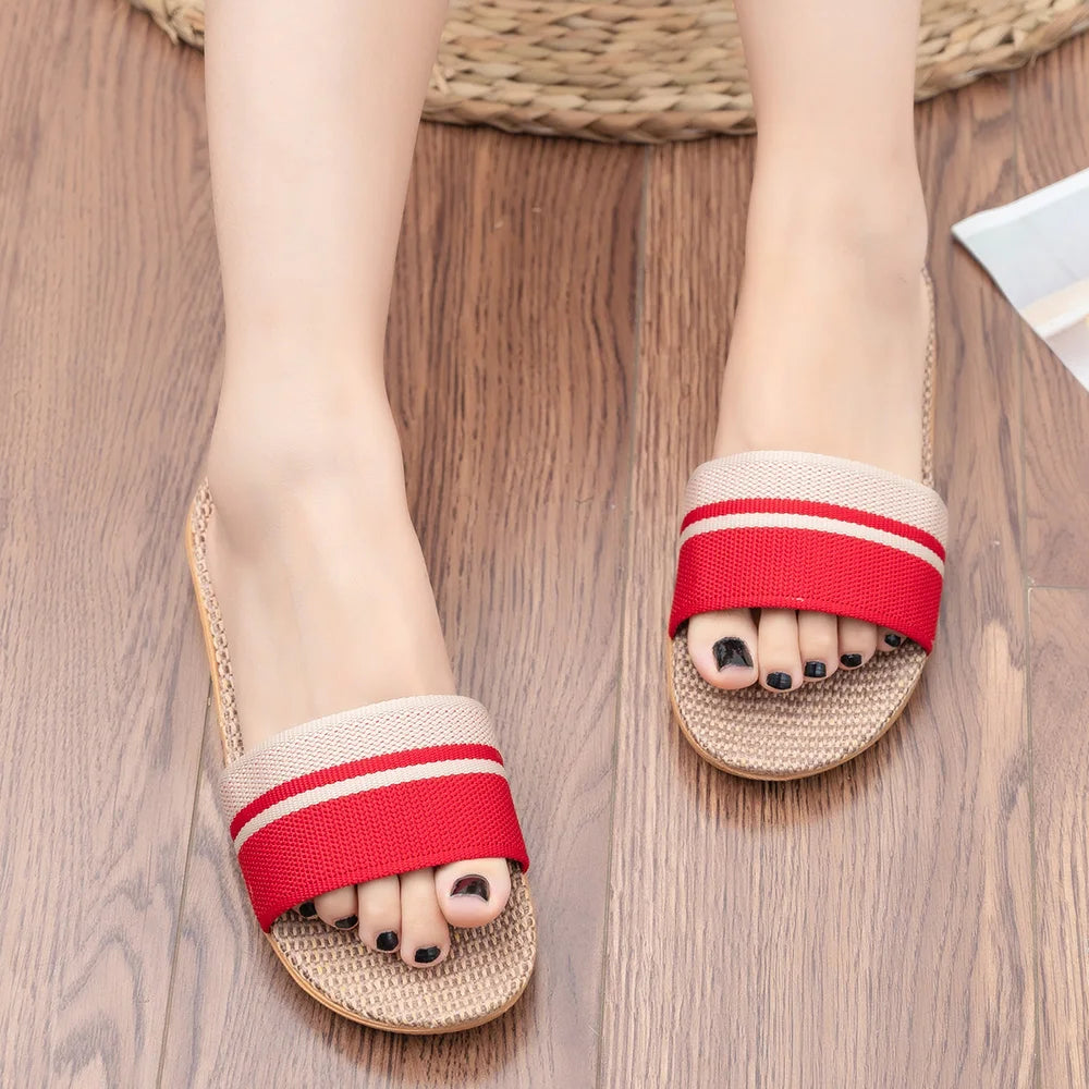 Anti-Slip Home Slippers Twirly Threads