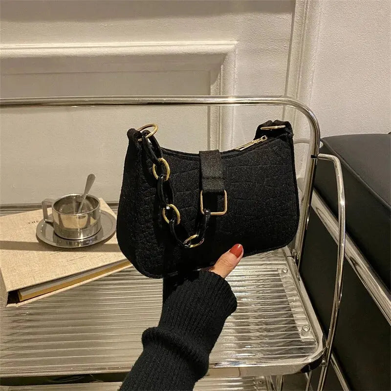 Retro Gentle Temperament Small Square Bag Twirly Threads