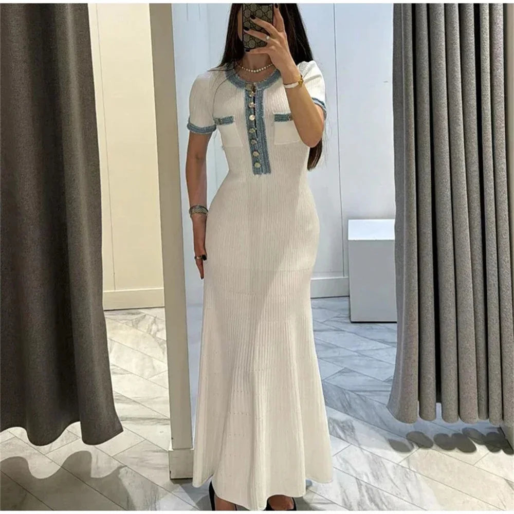 Elegant Knit Maxi Dress Chic O-neck Short Sleeve Twirly Threads
