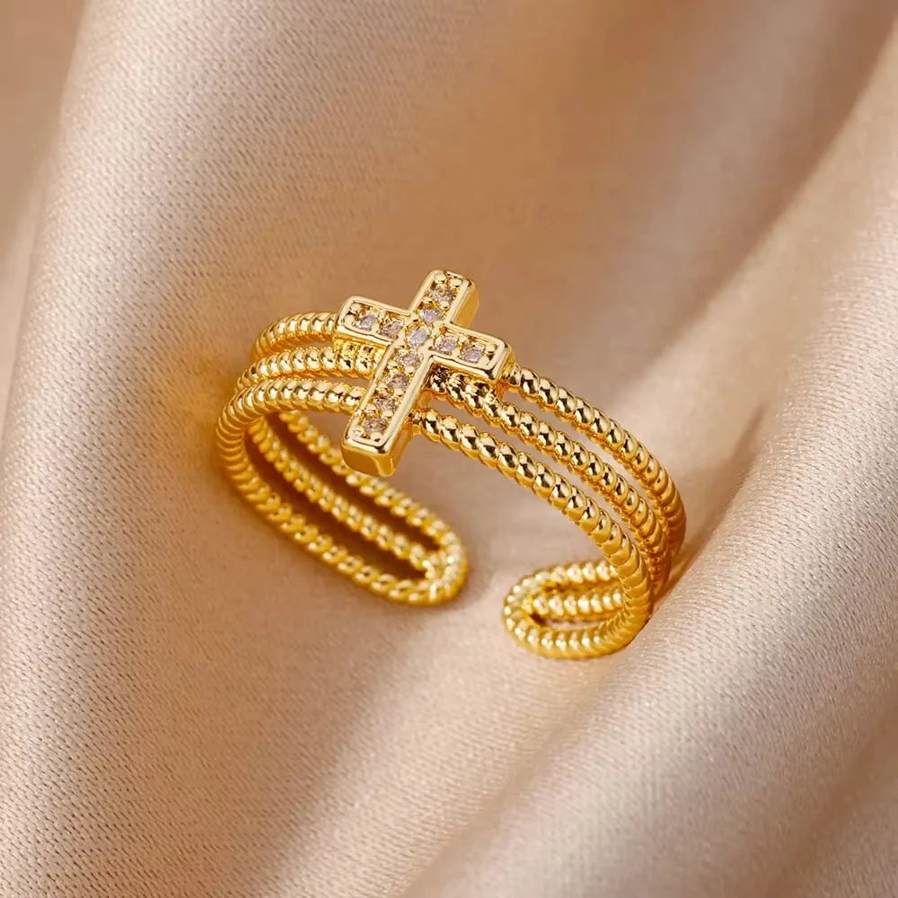 Luxury Zircon Rings Twirly Threads